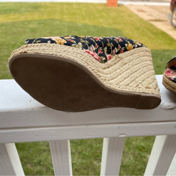 Peep toe floral wedge heels from George - Picture 3 of 5